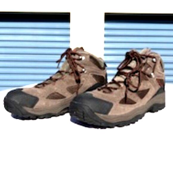 Mid Ankle Hiking Boots . Size: 11 . Coremic Ridge . Columbia . New in Box - Picture 1 of 6